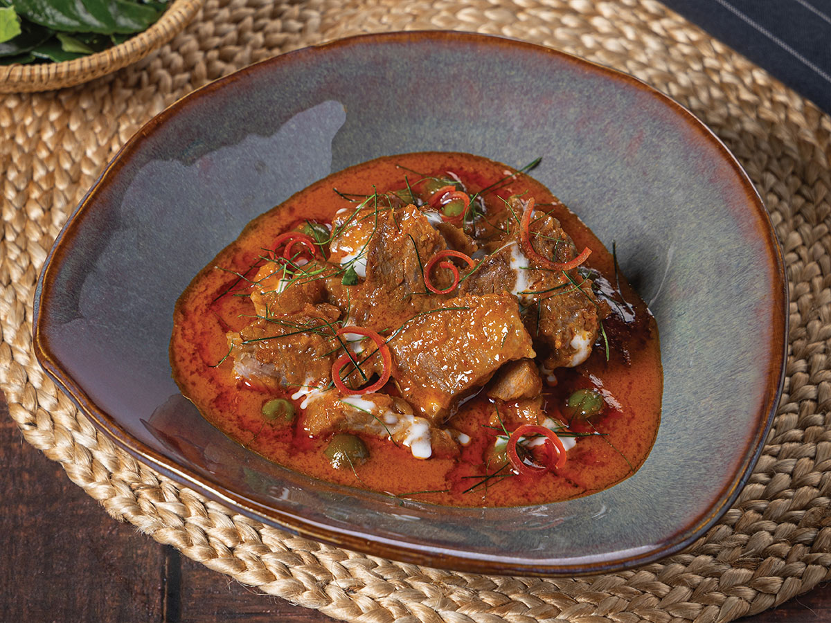 พะแนงเนื้อBeef with Red Thick Curry Sauce